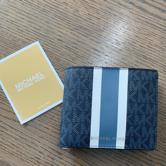 Michael Kors NEW 2-in-1 men’s leather wallet - Picture 3 of 12